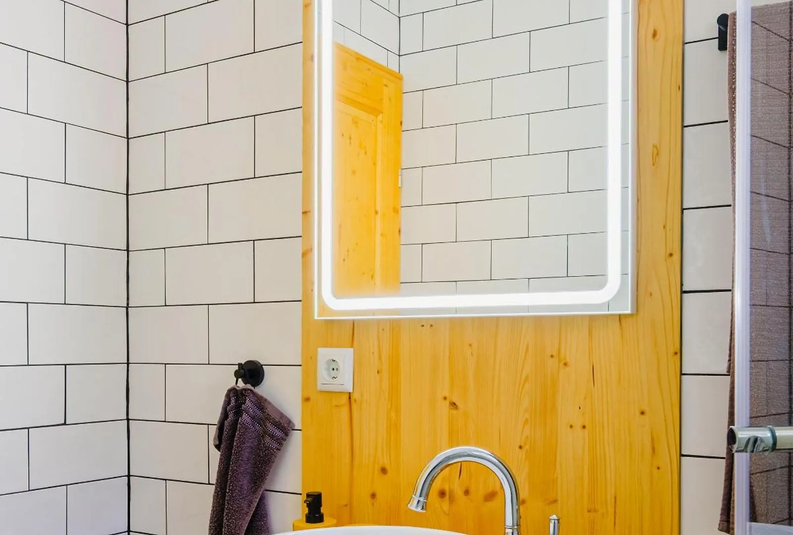 Guest house Apartments In Villa Azur Novi Vinodolski
