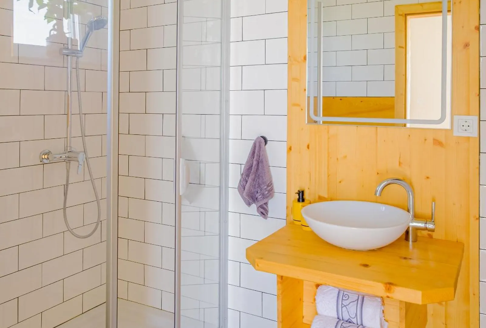 Guest house Apartments In Villa Azur Novi Vinodolski Croatia
